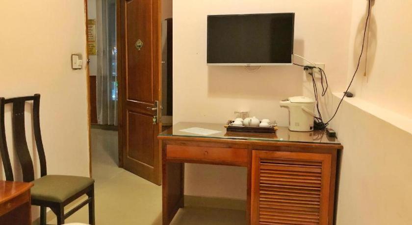Gold Night Hotel Dalat Bagian luar foto